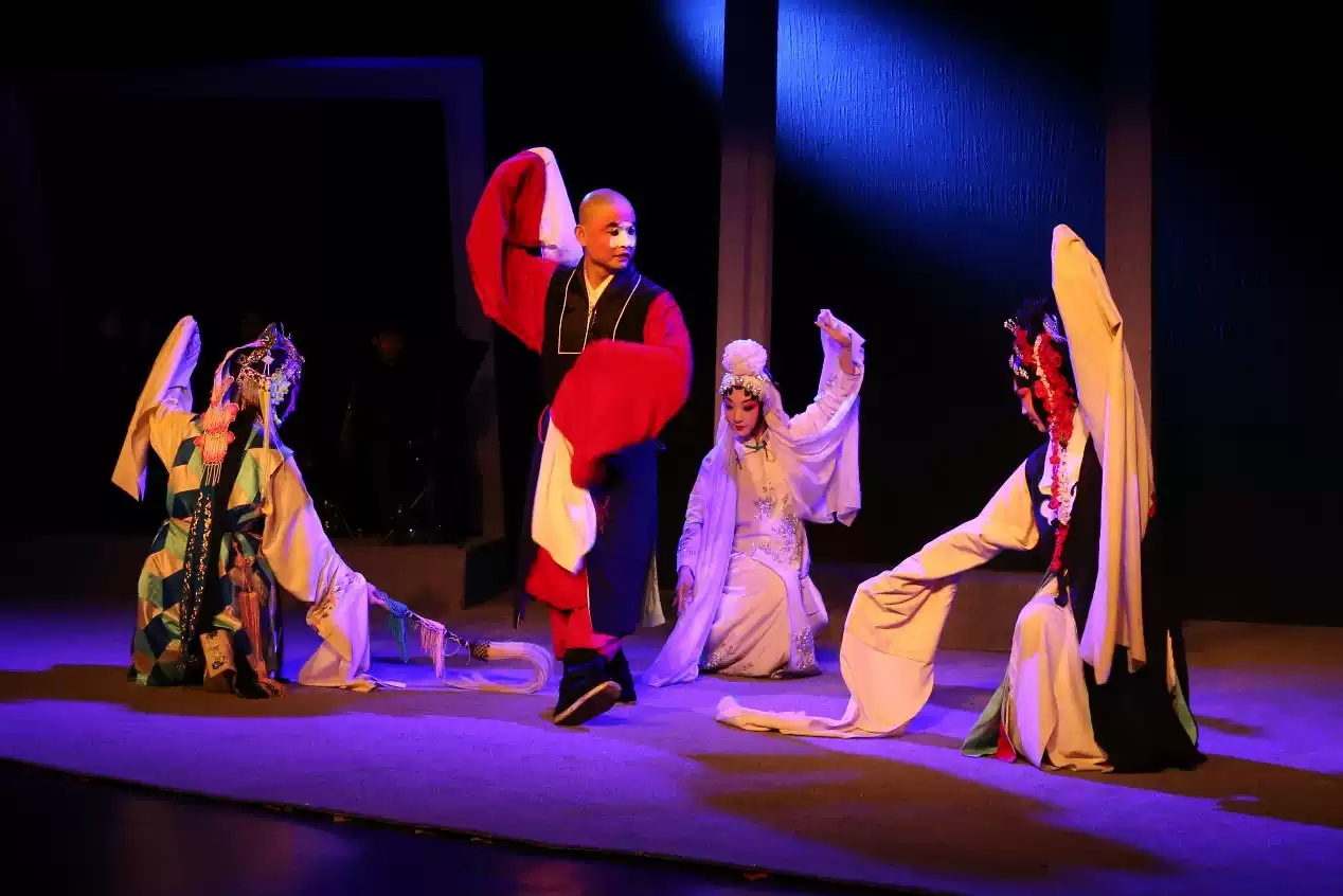 2021京剧《思·凡》-北京站 2021京剧《思·凡》-北京站