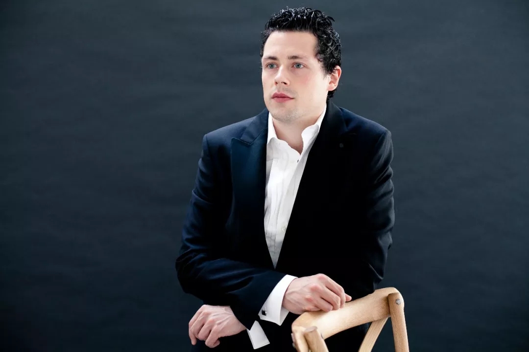 爱德华·弗里亚斯·西里萨