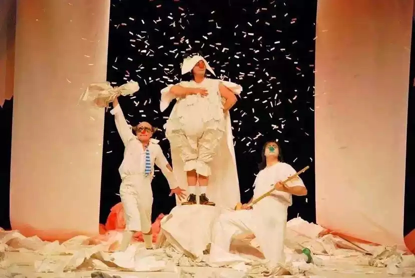 《疯狂的废纸世界》