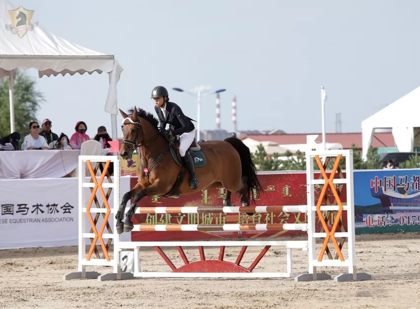 马术场地障碍赛成都站