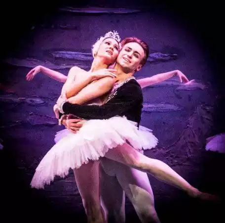 2019芭蕾舞剧天鹅湖哈尔滨站