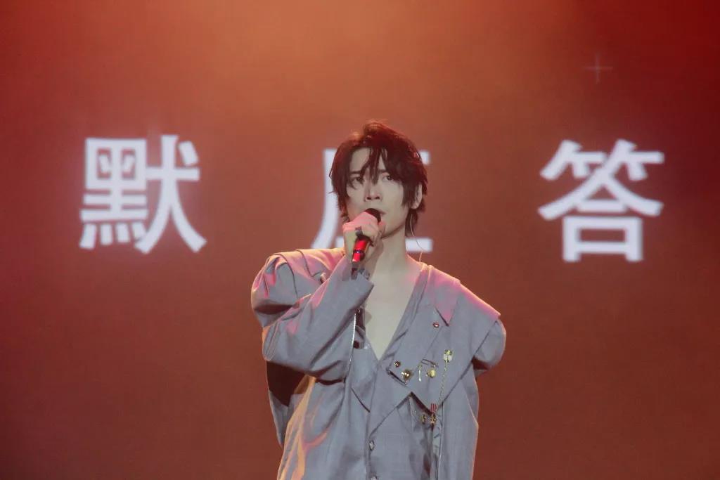 2019简弘亦广州演唱会