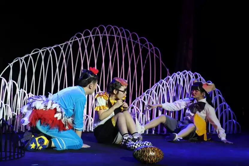 《农场来了陌生人》