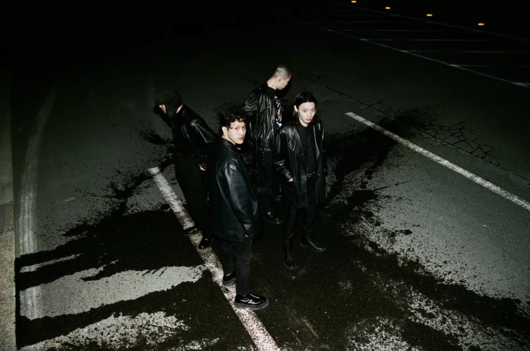 yahyel & KOM_I from 水曜日のカンパネラ(JP)