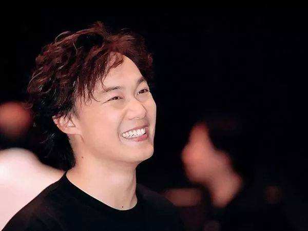 2022陈奕迅香港演唱会什么时候开售？唱一个月？