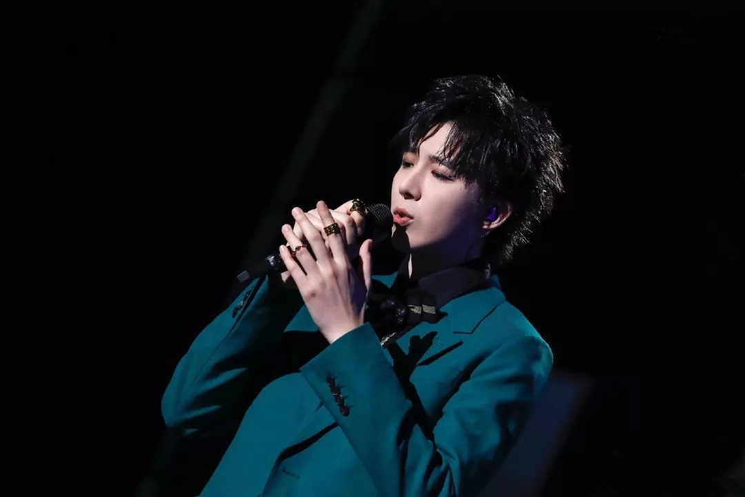 2022摩登兄弟“成长风暴”巡回演唱会-武汉站