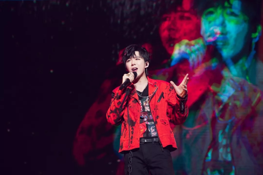 2022摩登兄弟“成长风暴”巡回演唱会-武汉站