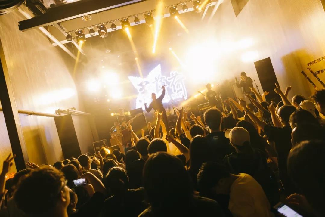 2019黑薄荷乐队郑州演唱会