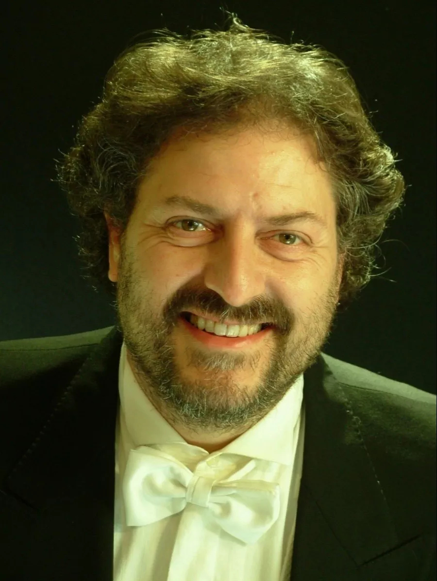 纳维利爱乐乐团青岛音乐会