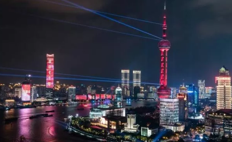 上海黄浦江光影秀