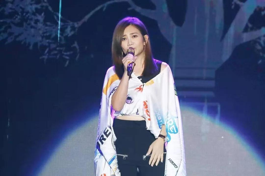 2023当我们谈论爱情——梁静茹20周年巡回演唱会-哈尔滨站