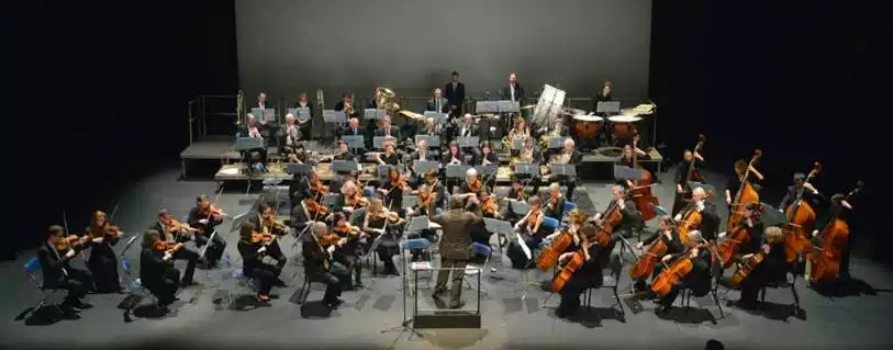 法国巴黎爱乐乐团