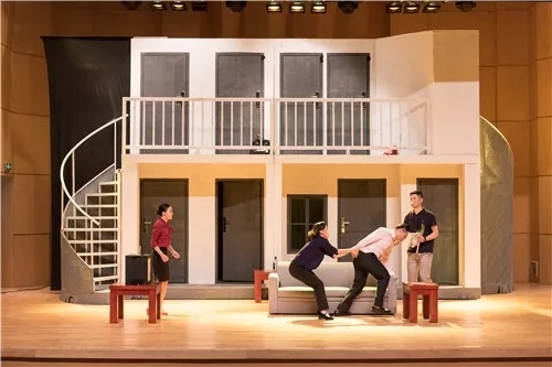 《哪个滴花鼓戏》