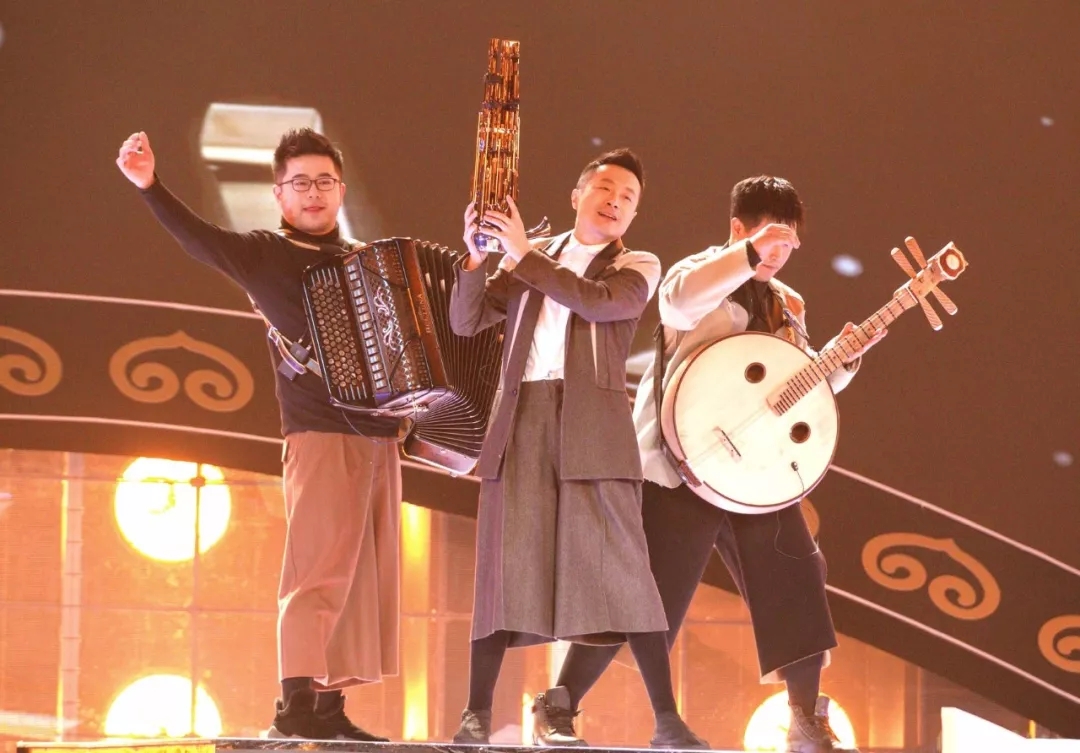 龚锣新艺术乐团