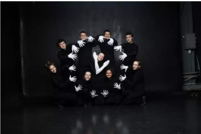 《魔法师的白手套》