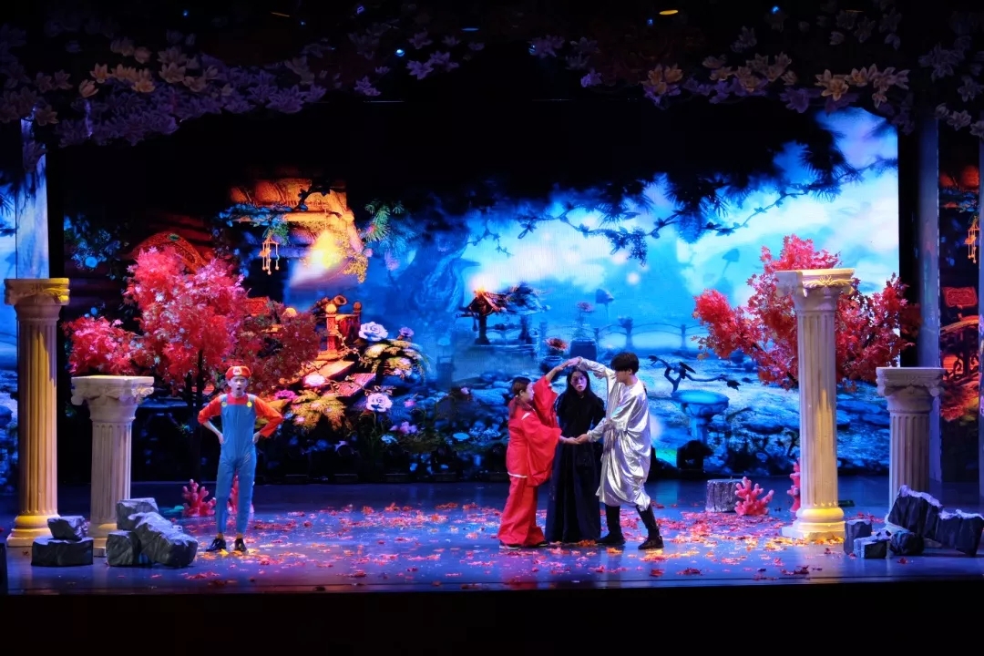 《了不起的梅林爸爸》