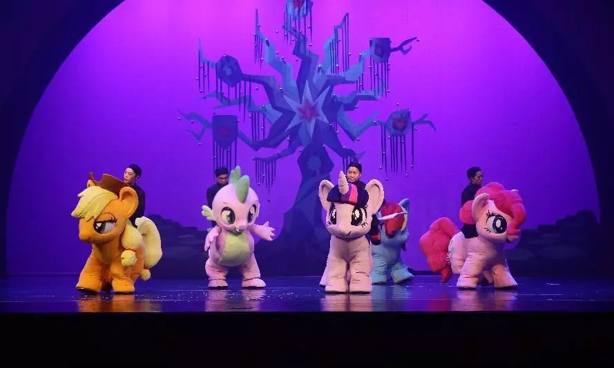 《友谊的皇冠》