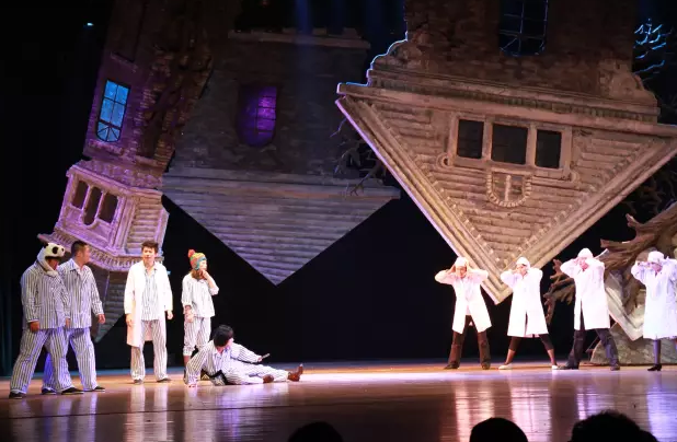 2020舞台剧《旋转卡门》无锡站