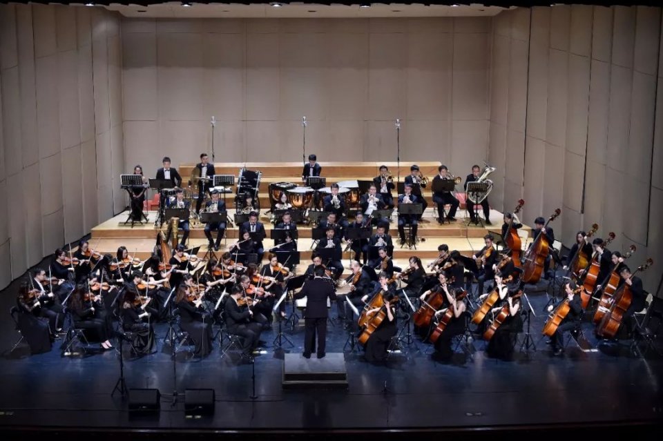 深圳大剧院爱乐乐团