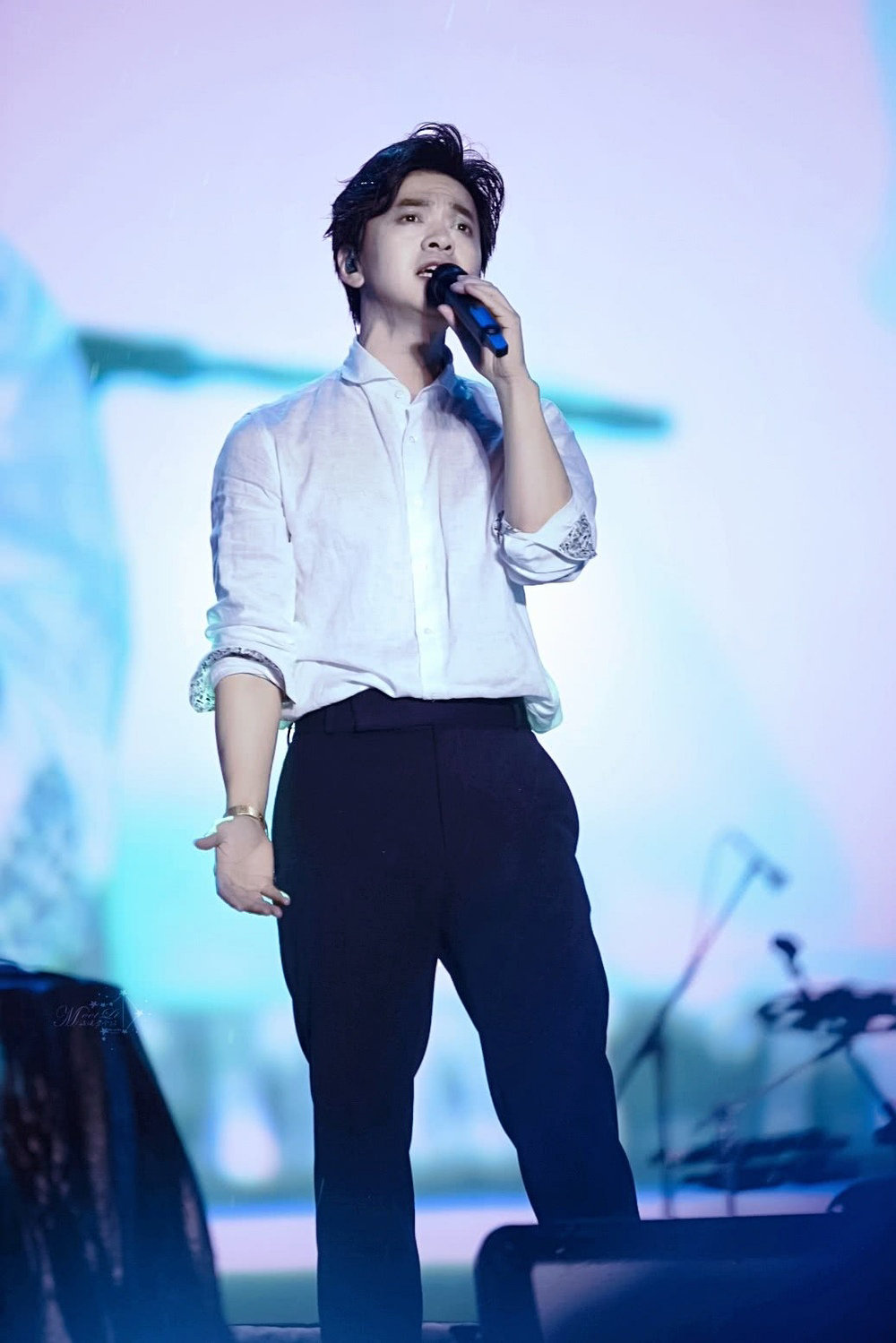 2023李健上海演唱会在哪买票？李健演唱会在哪订票？