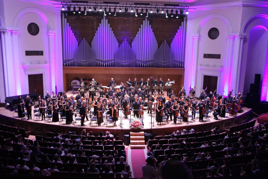 亚美尼亚国家爱乐乐团