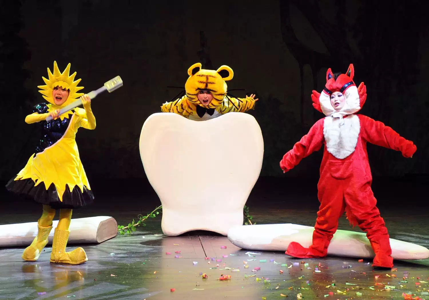 爱吃糖的大老虎