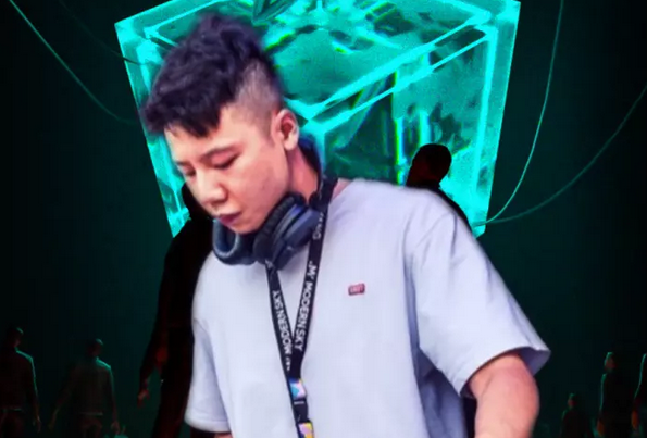 成都跨年仓库派对