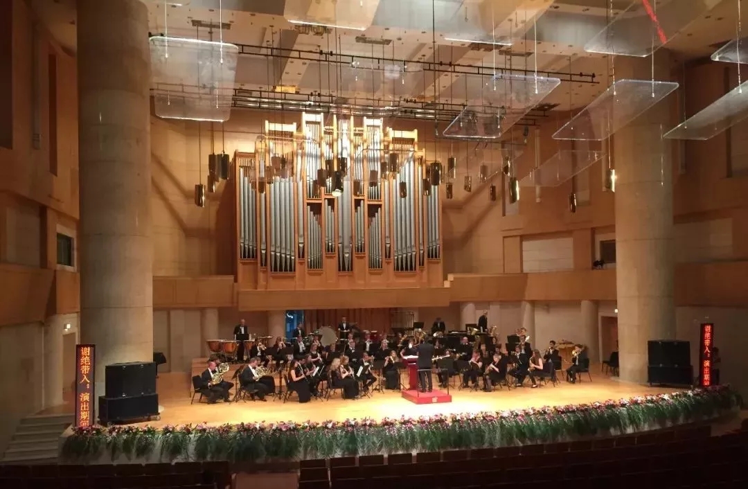 德国巴伐利亚州立交响管乐团