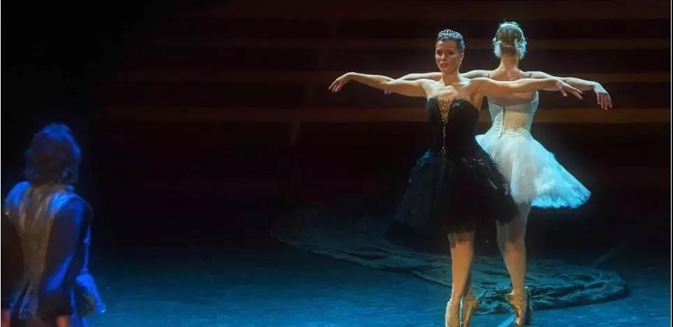 2020芭蕾舞剧《天鹅湖》海口站