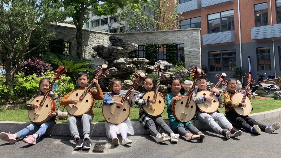 半度中阮学童乐团