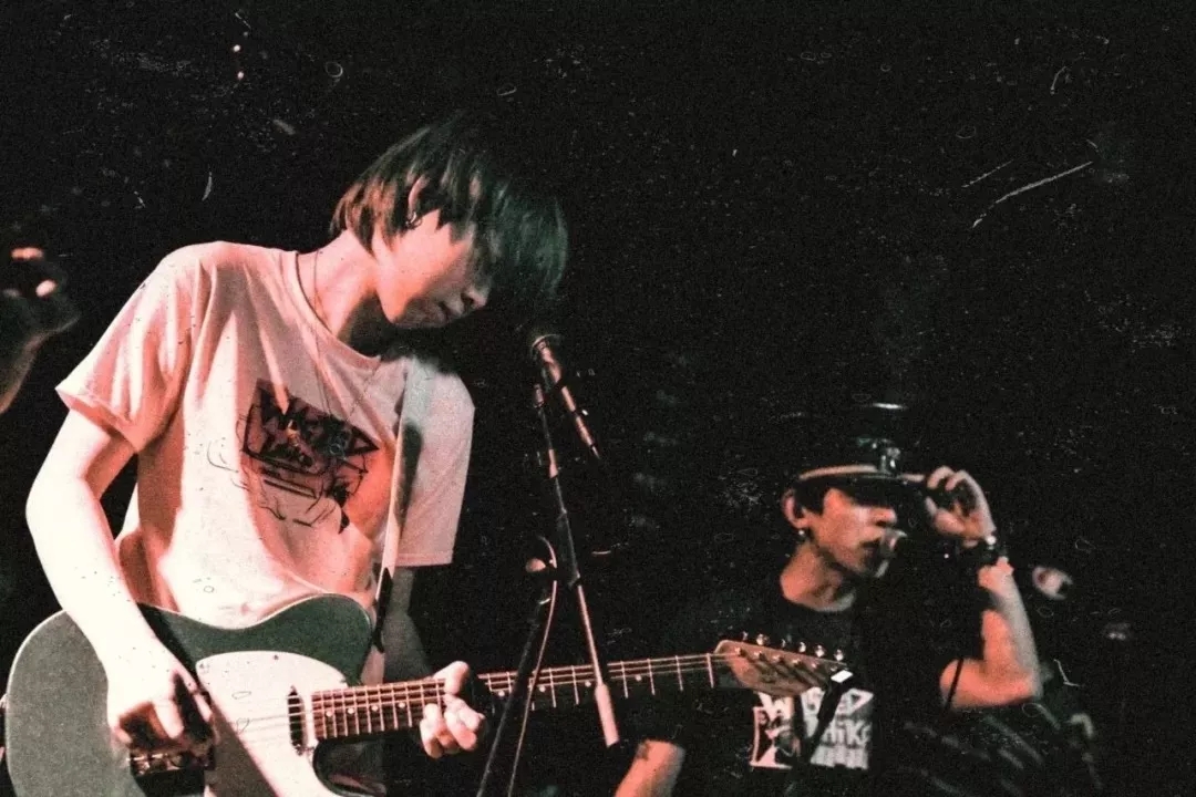 丢莱卡乐队演唱会