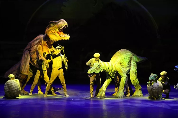 《重返侏罗纪》