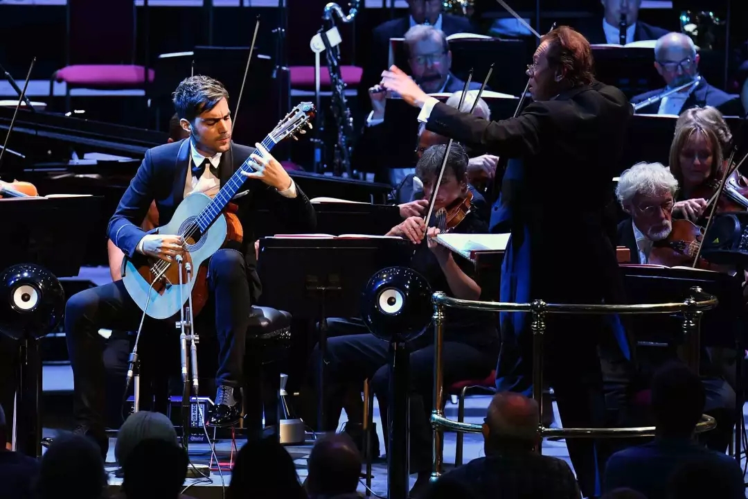 米洛什·卡拉达格利奇