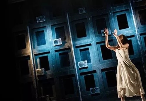 2021孟京辉大型多媒体音乐话剧《琥珀》-深圳站