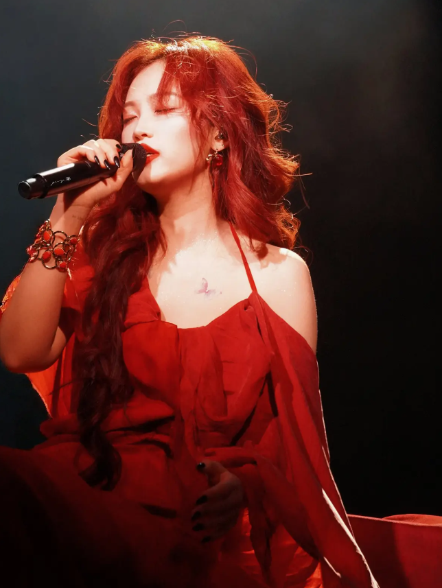 2026陈婧霏《红霞影剧院》巡回 演唱会-成都站 2026陈婧霏《红霞影剧院》巡回 演唱会-成都站