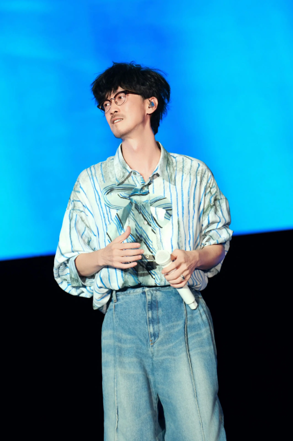 2026周传雄「念念不忘·再遇见plus」巡回演唱会-太原站