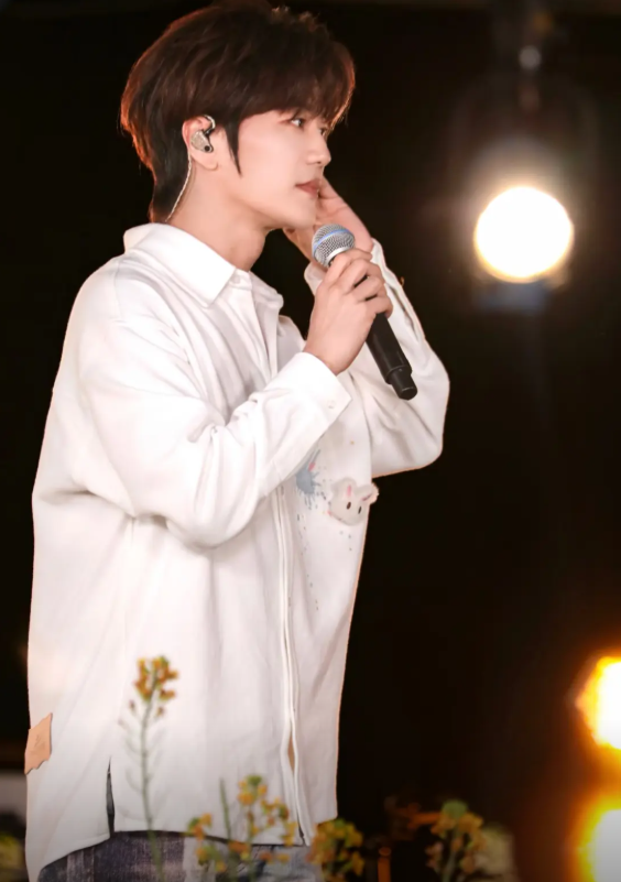 2026陆虎佛山演唱会(时间+地点+票价) 2026陆虎佛山演唱会(时间+地点+票价)