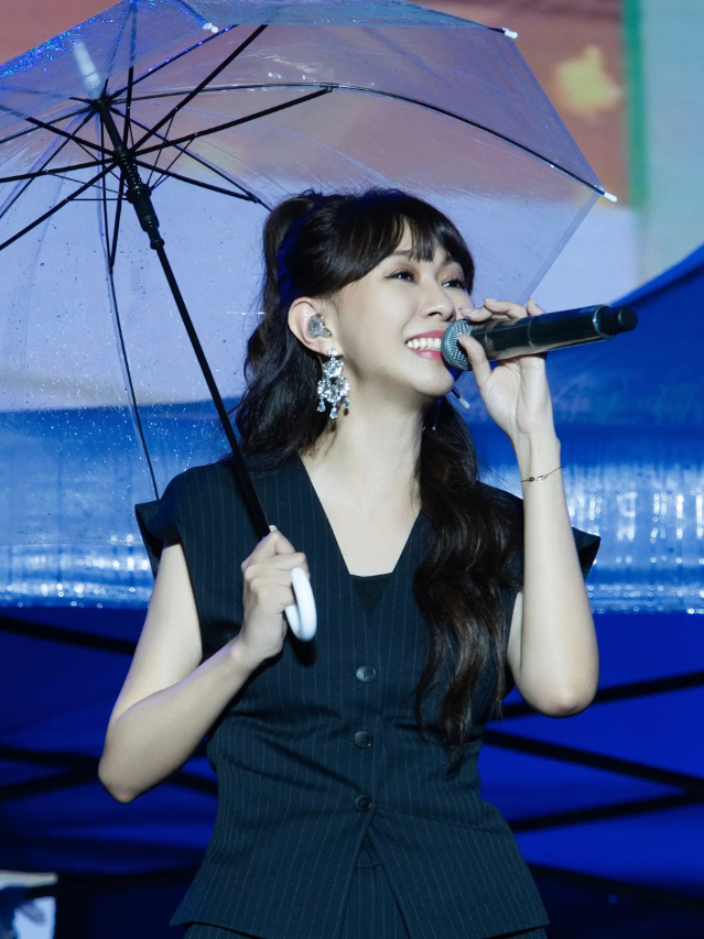 2026卓依婷“穿过日月的歌谣”巡回演唱会汕头站 2026卓依婷“穿过日月的歌谣”巡回演唱会汕头站