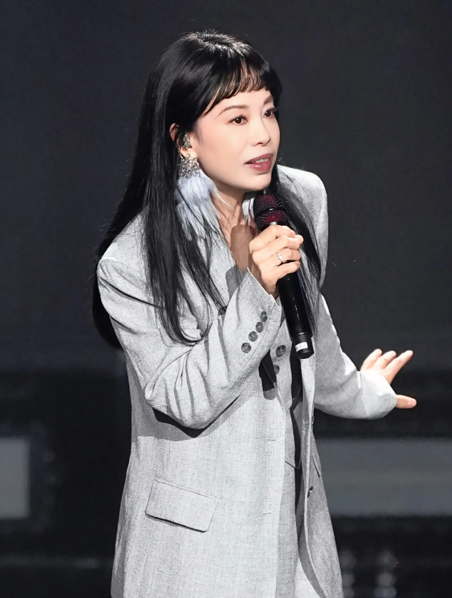 2026小霞「我和我们的故事」音乐会·南京专场 2026小霞「我和我们的故事」音乐会·南京专场