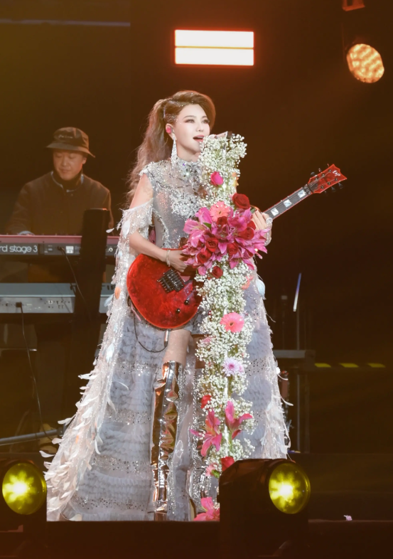 2026花开四季~心路歌者乌兰图雅演唱会专场-上海站 2026花开四季~心路歌者乌兰图雅演唱会专场-上海站