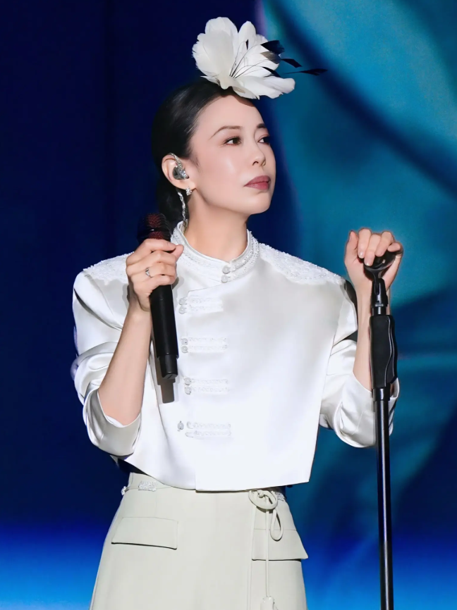 2026小霞「我和我们的故事」音乐会·南京专场 2026小霞「我和我们的故事」音乐会·南京专场