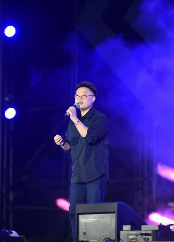 2026徐誉滕“几句青春”巡回演唱会·上海站 2026徐誉滕“几句青春”巡回演唱会·上海站