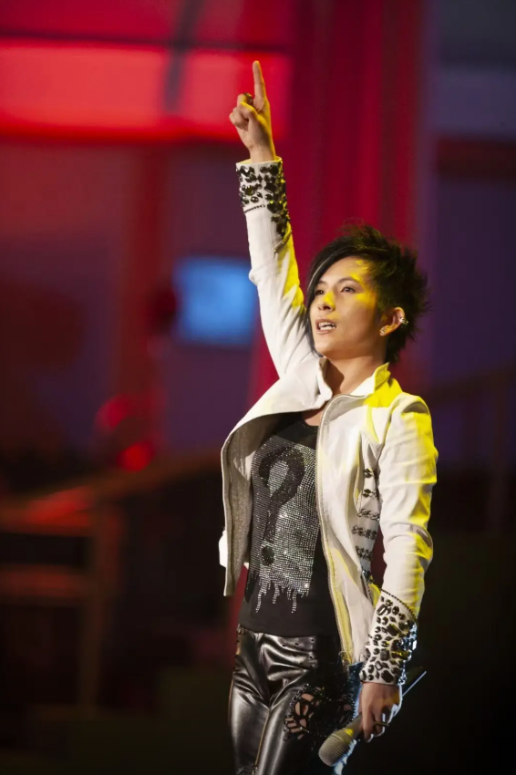 2026潘美辰南京「回家」巡回演唱会门票价格+时间地点+全攻略