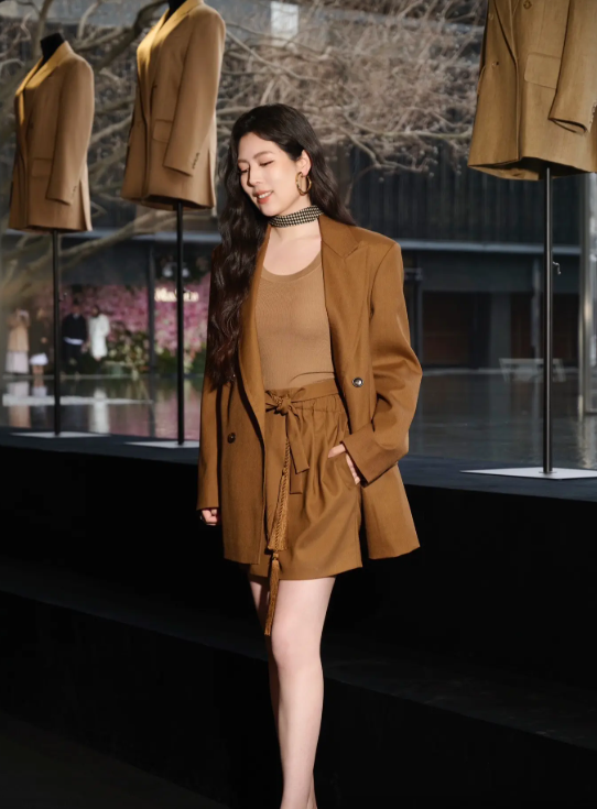 2026唐香玉《糖》成都单口喜剧专场（周六）门票价格+时间地点+全攻略