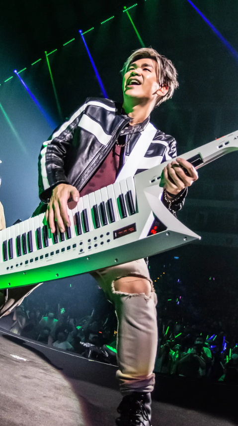 2026八三夭 [ 这是我的第一场 ]  LIVEHOUSE 春季巡回宁波站