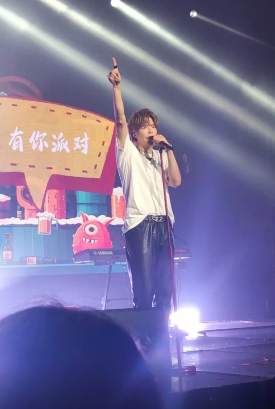 2026八三夭天津演唱会（时间+地点+票价）