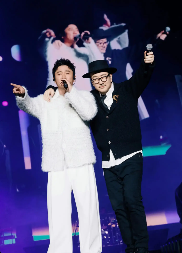 2026筷子兄弟“苹果乐园”巡回演唱会-杭州站