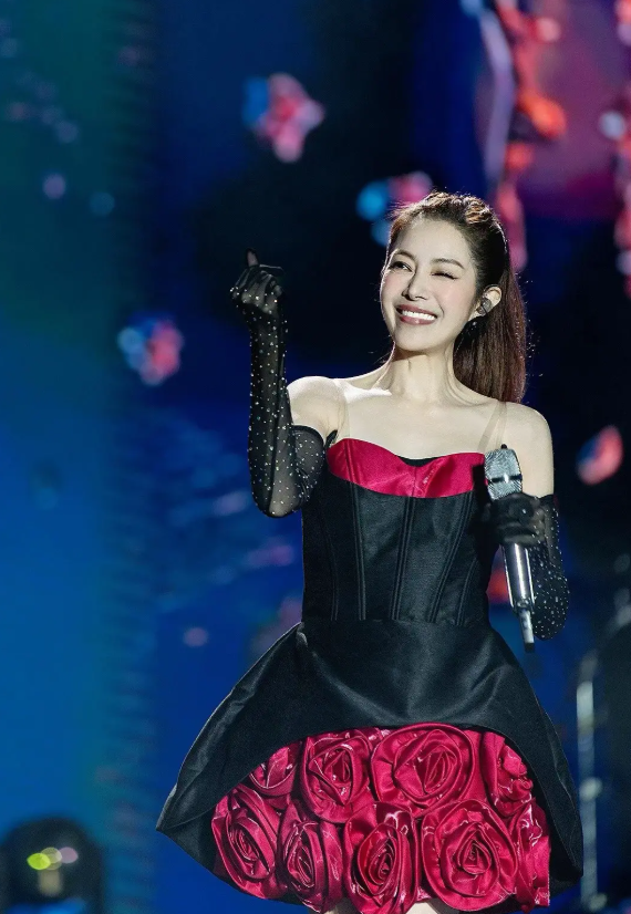 2026徐怀钰深圳演唱会（时间+地点+票价）