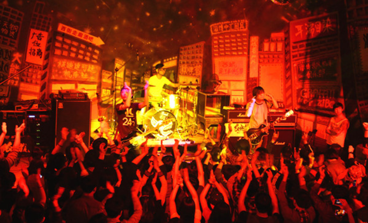 淄博西街WEST LIVEHOUSE