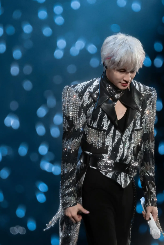 2026薛之谦南京演唱会（时间+地点+票价）